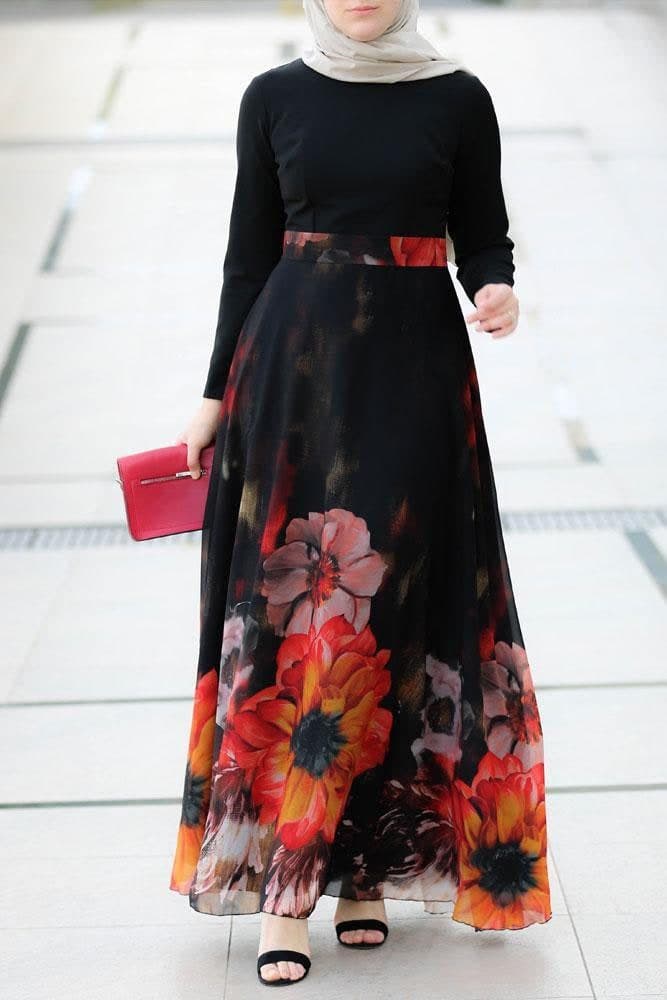 Ezgi Modest Dress in black, view 6