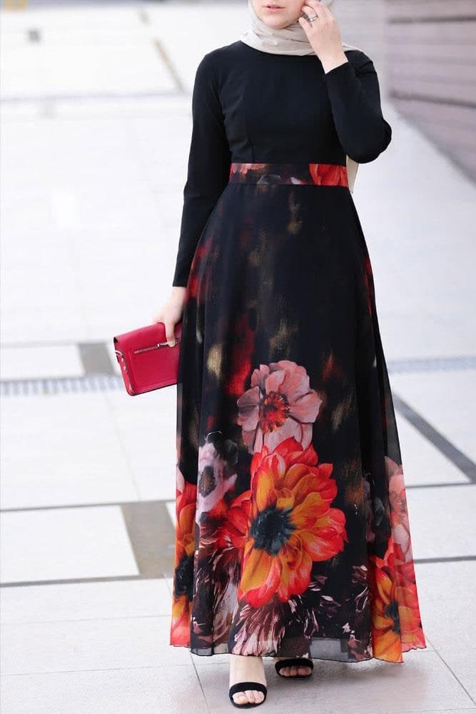 Ezgi Modest Dress in black, view 7