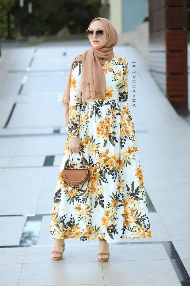 Iris Dress in yellow, view 4