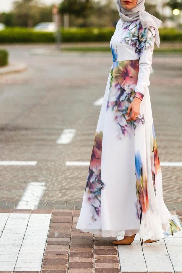 Silk Flower DRESS in white, view 3