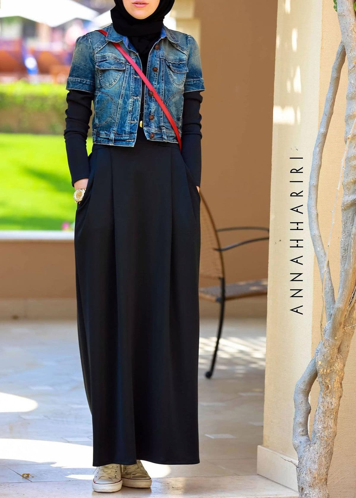 Black Aka Abaya, view 3