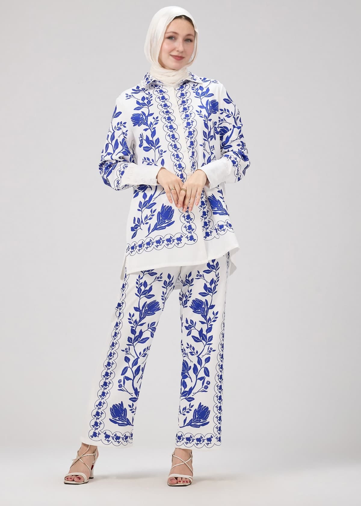 Azul Elegance Printed Two-Piece Set back view