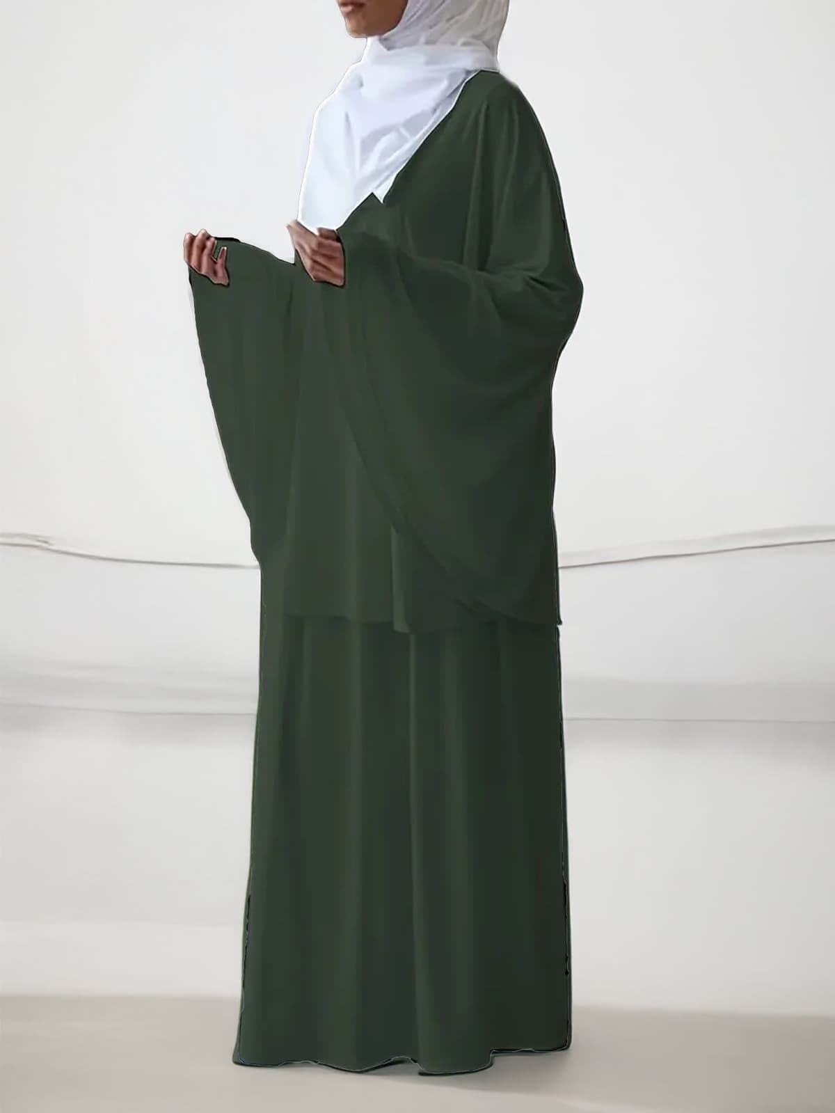 Elegant Satin Batwing Sleeve Abaya Set – Maxi Skirt & Top