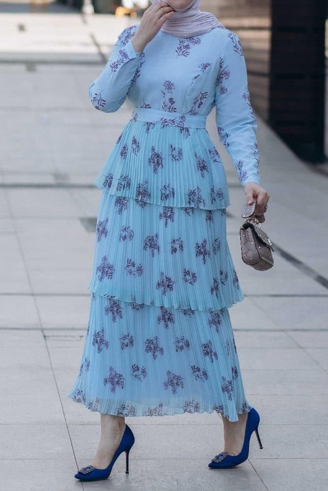 Roxieyy tier pleated maxi chiffon dress with long sleeve in blue