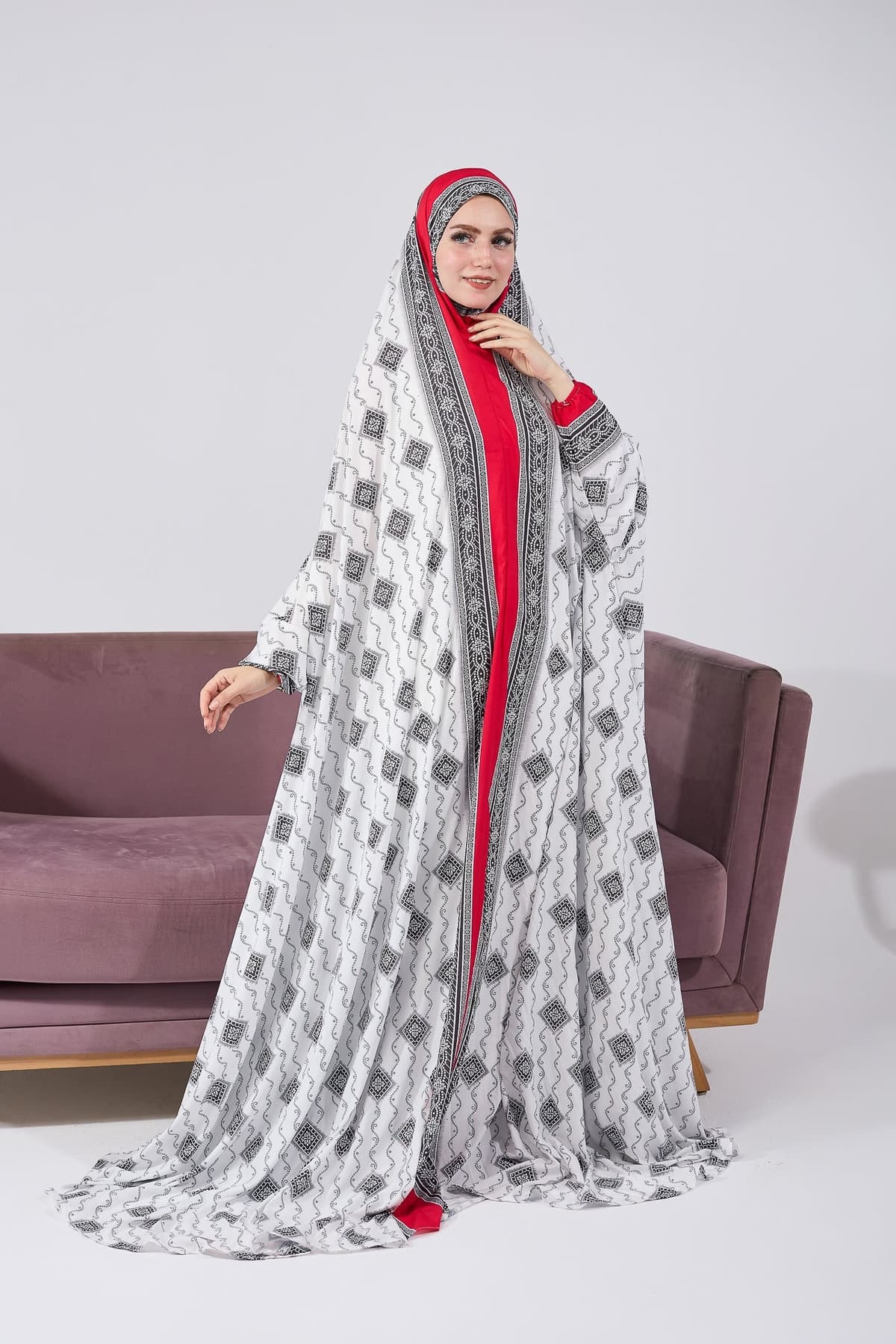 Arij Satin Prayer Gown with Ornate Black and White Print