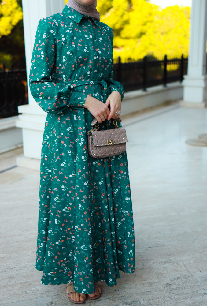Elanur Modest Dress in maxi length and full sleeve with front button fastening matching belt