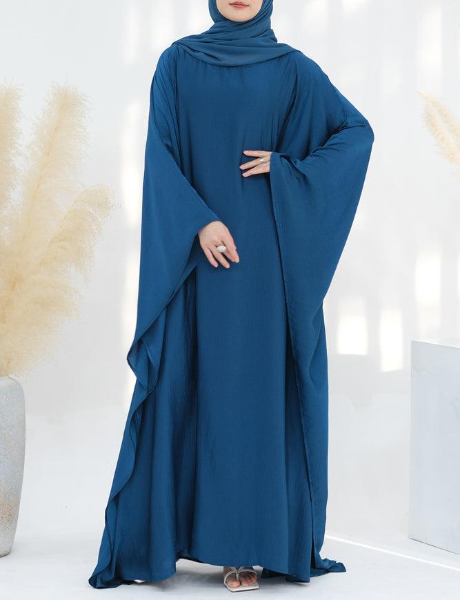 Sheyila&nbsp;Peacock batwing abaya dress with round neck and inside tie in belt - ANNAH HARIRI