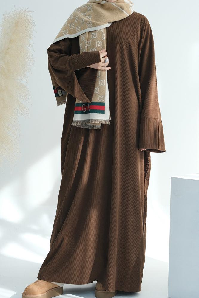 Xeniaa brown dress in velvet like fabric of a loose cut with silts on sleeve cuffs and pockets - ANNAH HARIRI