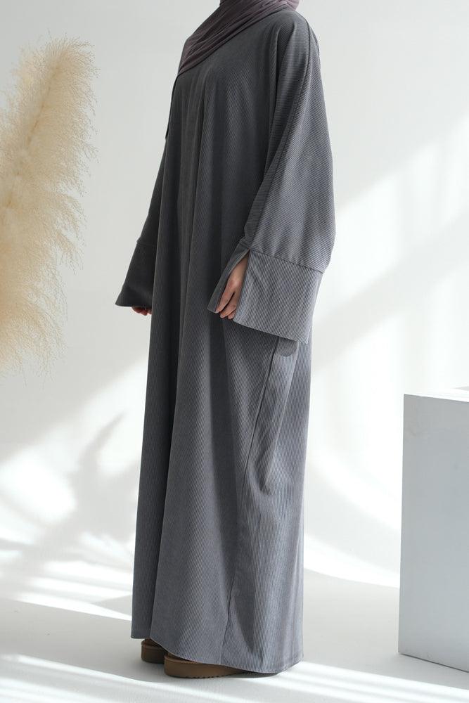 Xeniaa Dark Grey dress in velvet like fabric of a loose cut with silts on sleeve cuffs and pockets - ANNAH HARIRI