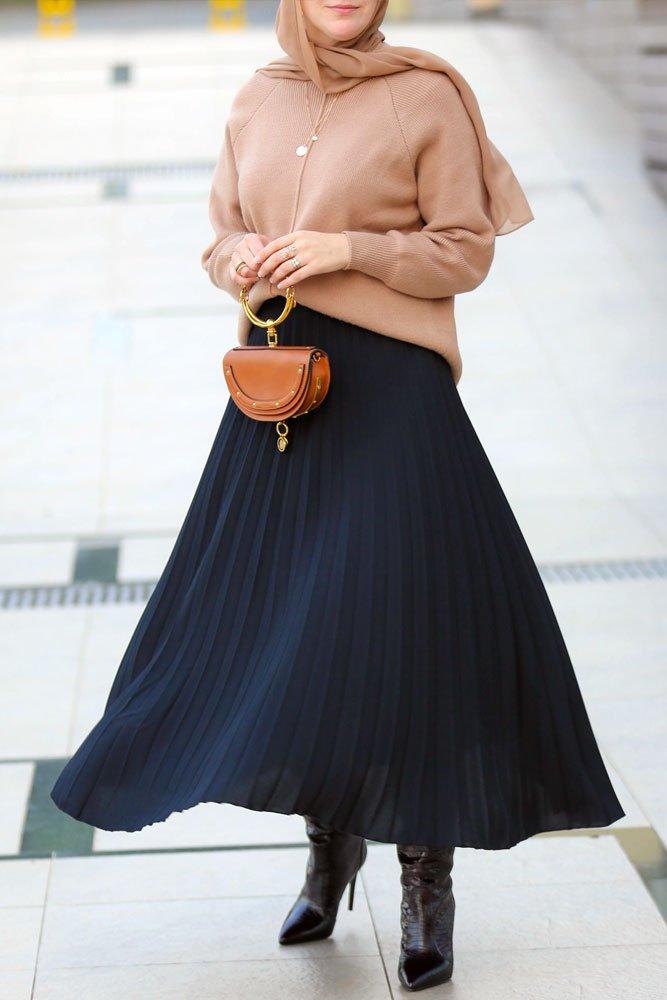 Black Plise Skirt - ANNAH HARIRI