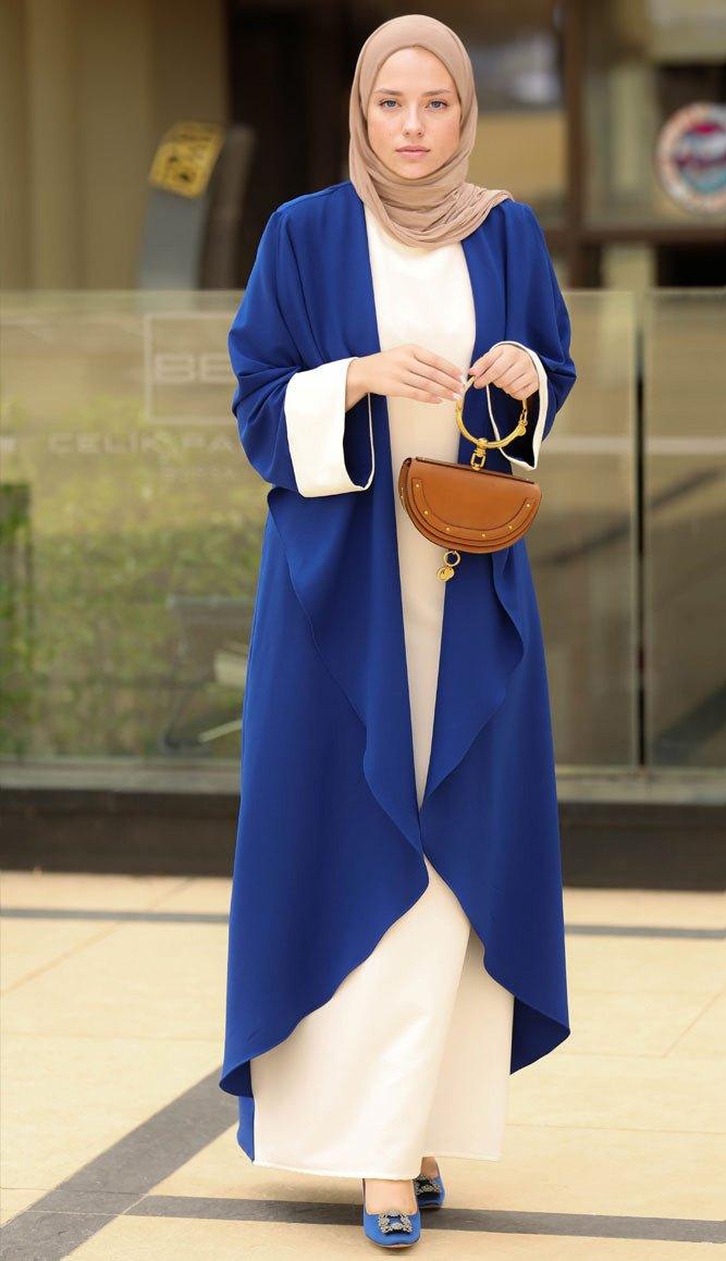 Contrast Trendy Abaya - ANNAH HARIRI