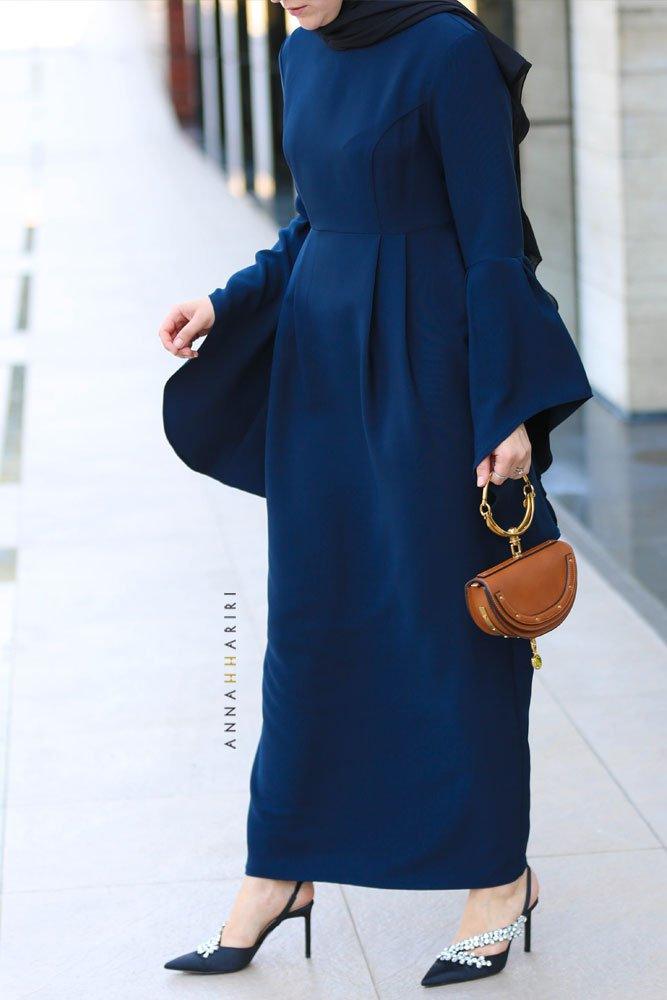 Dark Blue Swan Dress - ANNAH HARIRI