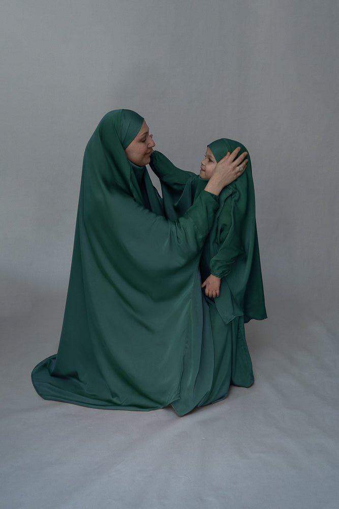 Dark Green Adult prayer gown from "Mommy and Me" Prayer Khimar collection - ANNAH HARIRI