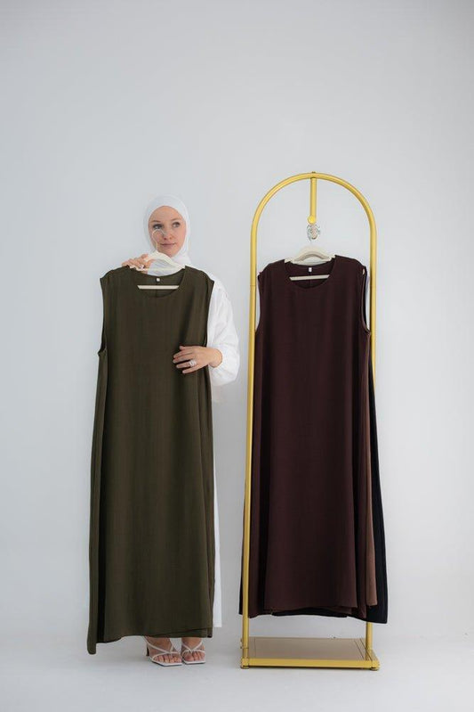 Duniia slip dress maxi length sleeveless in satin fabric in dark green color - ANNAH HARIRI