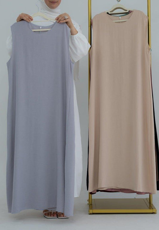Duniia slip dress maxi length sleeveless in satin fabric in light gray color - ANNAH HARIRI