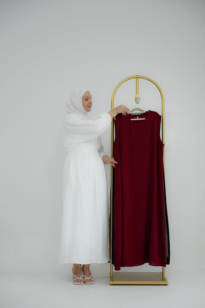 Iris Slip dress maxi length sleeveless in mat crinkle effect fabric in red color - ANNAH HARIRI