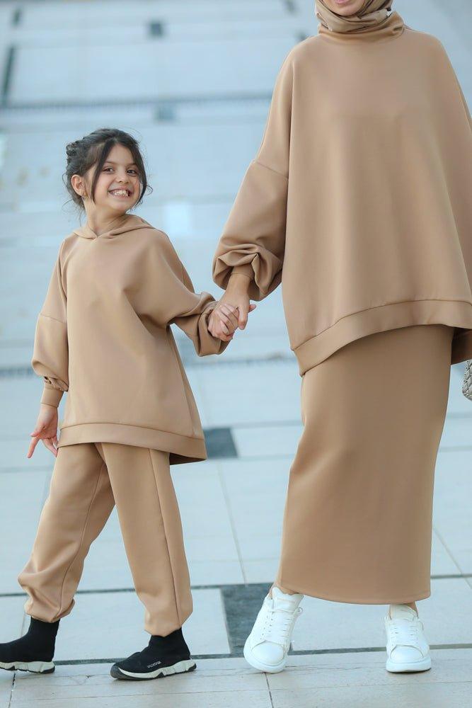 Kids Scuba oversized hoodie sweatshirt with raglan sleeve and Tall maxi trousers in beige - ANNAH HARIRI