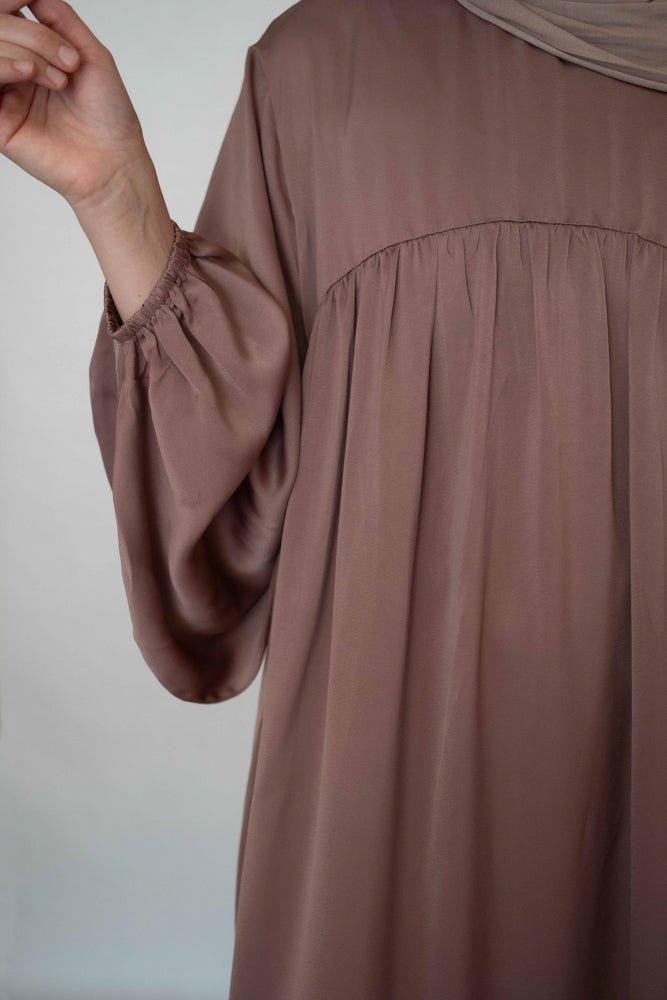 Libre abaya dress with gathered bodice in pink and balloon elasticated sleeves - ANNAH HARIRI