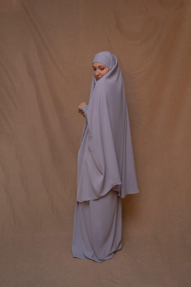 Moira prayer Umrah gown with niqab feature - ANNAH HARIRI