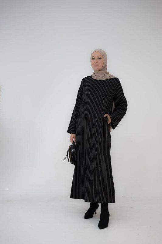 Stripes maxi dress of pencil cut with a detachable belt and pockets in black - ANNAH HARIRI