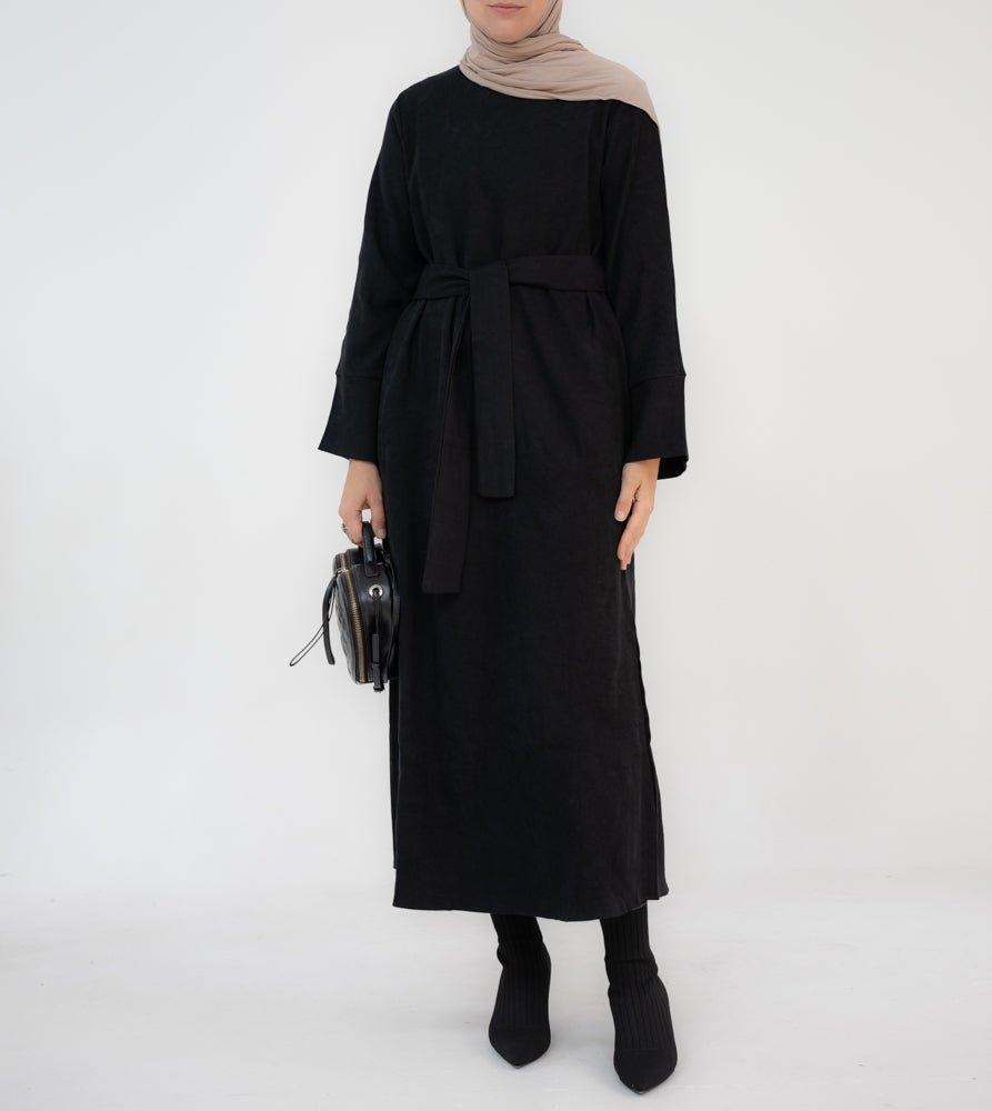 Veiled winter maxi sweatshirt style abaya in black - ANNAH HARIRI