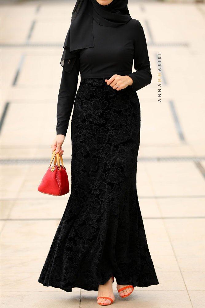 Velvet 3D Dress - ANNAH HARIRI