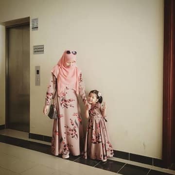 Customer photo from hawa t.