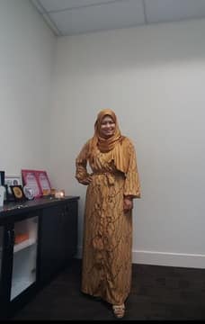 Customer photo from Roswanira A.