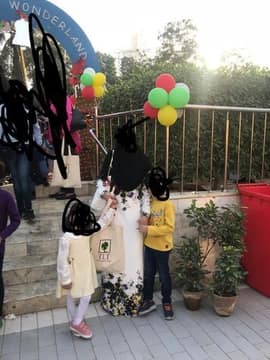 Customer photo from Saj