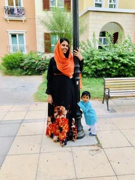 Customer photo from Saira S.
