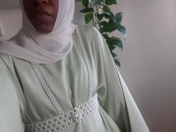 Customer photo from Fatuma N.