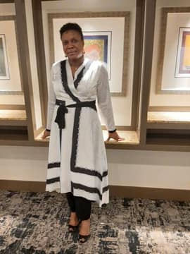 Customer photo from Idiat A.