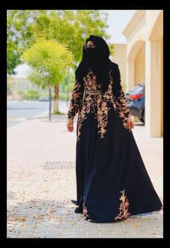 Customer photo from Amna Z.