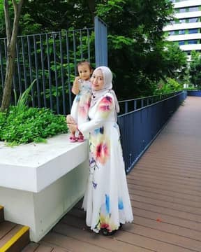 Customer photo from Nurashikin H.
