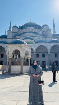 Customer photo from Bushra N.