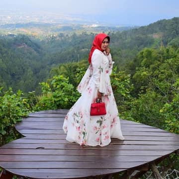 Customer photo from Nyakti M.