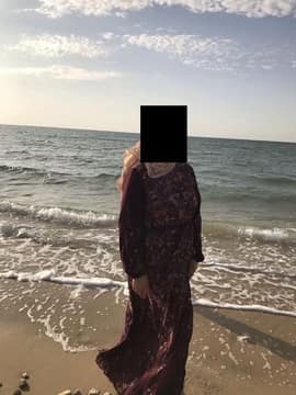 Customer photo from amira n.