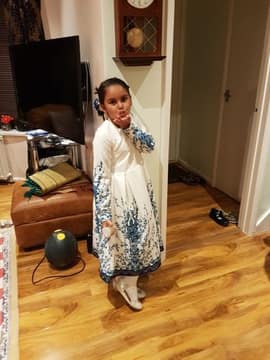 Customer photo from entesar a.