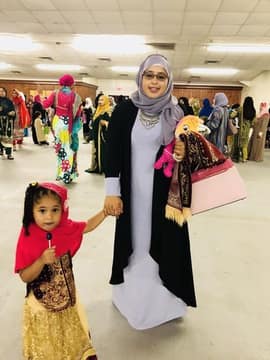 Customer photo from Aicha E.