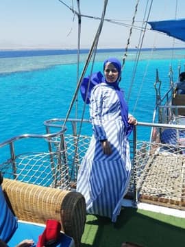 Customer photo from Amira M.