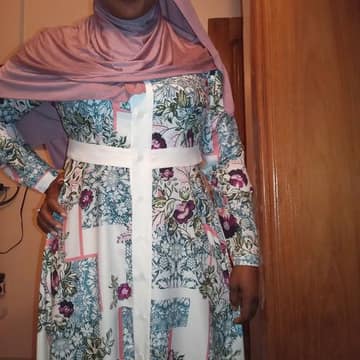 Customer photo from Latifat S.