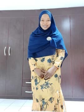 Customer photo from Latifat S.