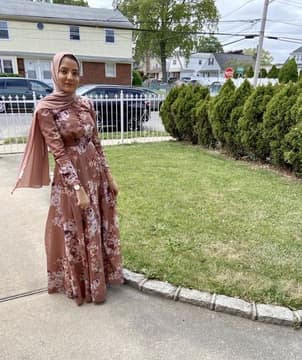 Customer photo from Uroosa M.