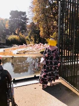 Customer photo from bouchra a.