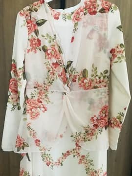 Customer photo from Ruqaia A.